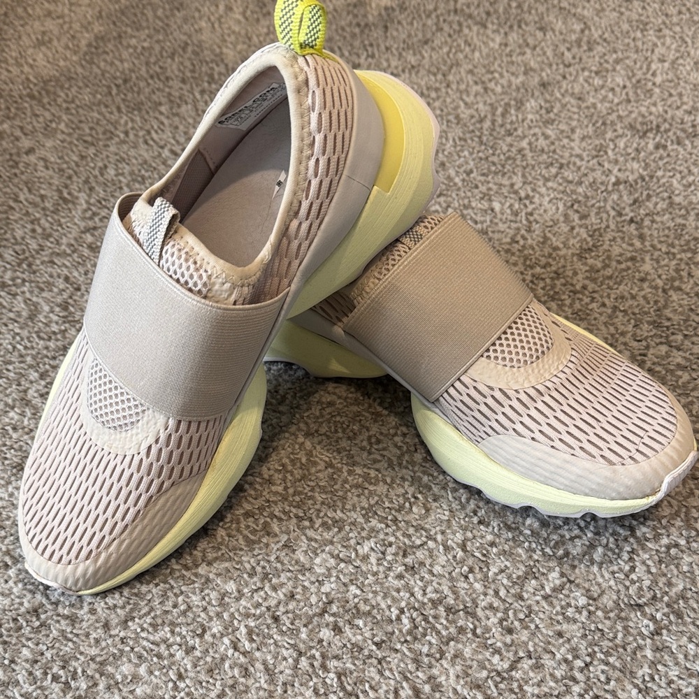 Sorel Womens Beige and Light Yellow Sneakers